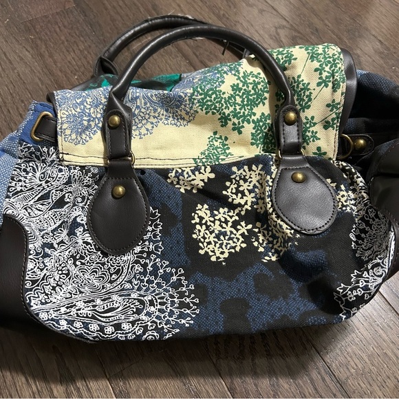 Desigual Blue and Green Shoulder Bag - Picture 9 of 9